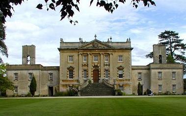 18.1 FRAMPTON COURT